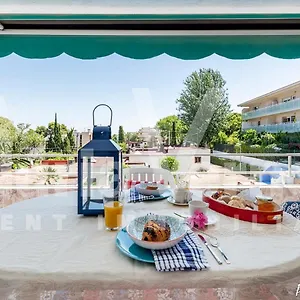 https://bbq-pool-costa-apartments.top-hotels-tarragona.com