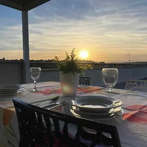 https://aimar-atico-duplex-playa-la-pineda-port-aventura.top-hotels-tarragona.com