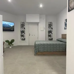 Apartamento Fantastico Piso A 5 Minutos De La Estacion De Bus Y Tren A Metros De La Playa